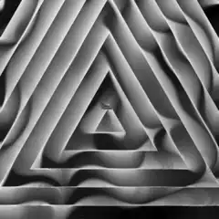 Wavy Penrose Triangle
