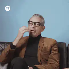 Jeff Goldblum talking with hand gestures