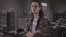 Hackerman pointing