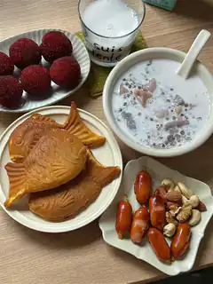 breakfast spread with taiyaki and milk
