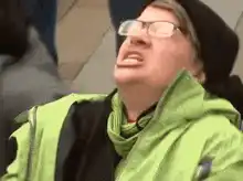 Woman screaming NOOOO