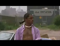 Snoop Dogg dodges bullets
