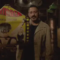 Jean Reno eyes glow blue