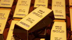 Gold bars rotating