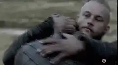 Ragnar Lothbrok dying hug