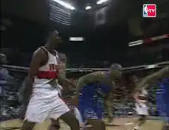 Hakeem Olajuwon doing the dream shake