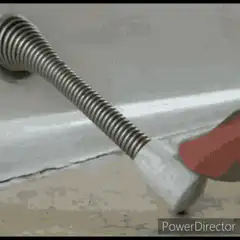 Metal spring handle wiggles