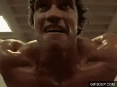 Arnold Schwarzenegger screaming in pump