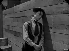 Charlie Chaplin reads I love you note