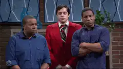 Pete Davidson looks confused while Kenan and Kel argue