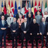 Donald Trump zooms in on world leaders
