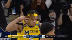 Jalen Duren finger gun celebration