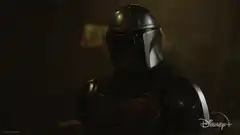 The Mandalorian turns his head