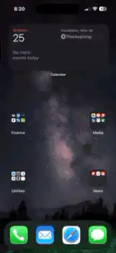 iPhone home screen swipe to widget page