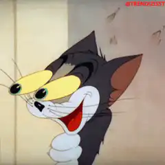 Tom with heart eyes