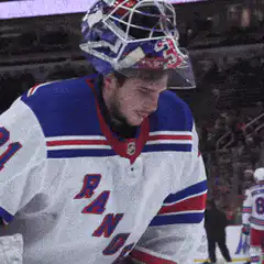 Henrik Lundqvist turns around on ice