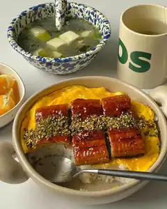 Unagi Don with Miso Soup