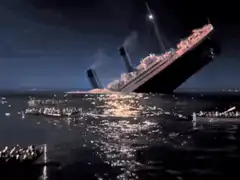 Titanic sinking at night
