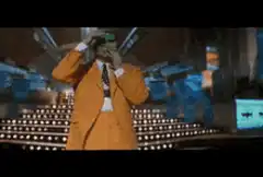 The Mask dances with a typewriter