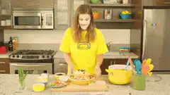 woman smashes face into pie