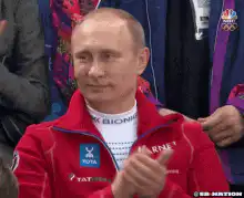 Vladimir Putin clapping