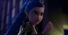 Evie from Descendants looking determined