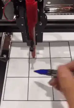 3D printer plays tic-tac-toe against a human
