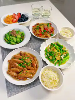 Chinese home-cooked meal with rice and vegetables