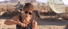 Sarah Connor smoking in the desert