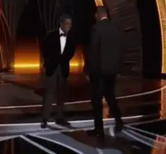 Will Smith and Chris Rock dancing on stage
