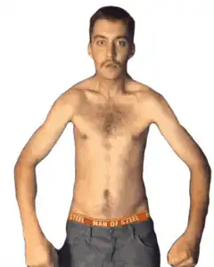 Man flexing and screaming