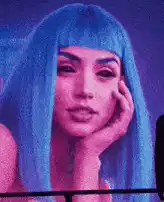 Gwen Stefani blue hair bored
