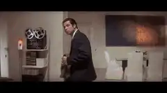 Travis Bickle looking around his apartment