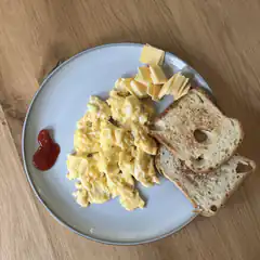 scrambled eggs toast cheese ketchup