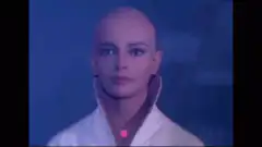 Princess Aura turns around