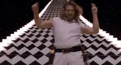 Dude Lebowski dancing on checkerboard