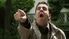 Man pointing and screaming in shock