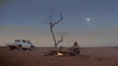 Man watches meteor crash and meets alien