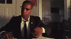 Detective McNulty facepalm