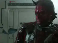 Doom Slayer catches a knife