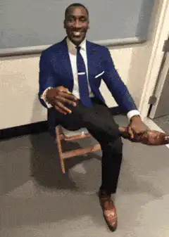Idris Elba suit change transition