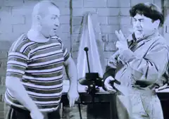 Two men arguing and hitting each other