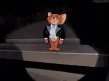 Jerry Mouse Bowing and Smirking