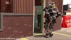 Boston Dynamics robot falls over