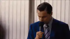 Leonardo DiCaprio microphone nod