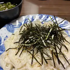 Cold noodles with shredded seaweed