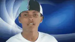 Young man says SOU FODA