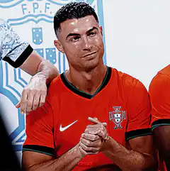 Cristiano Ronaldo clapping and smiling
