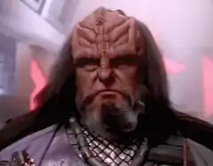 Klingon turns around angry