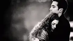 Ross and Rachel hugging
